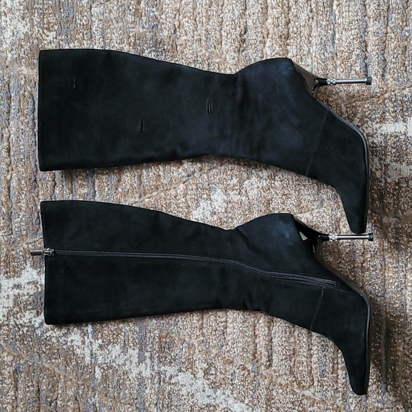 Gucci Vintage Pointed Toe High Knee Suede Boots With Stiletto Heels - Picture 2 of 15